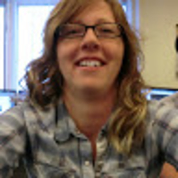 Meet your Posher, Amber - Picture 1 of 1